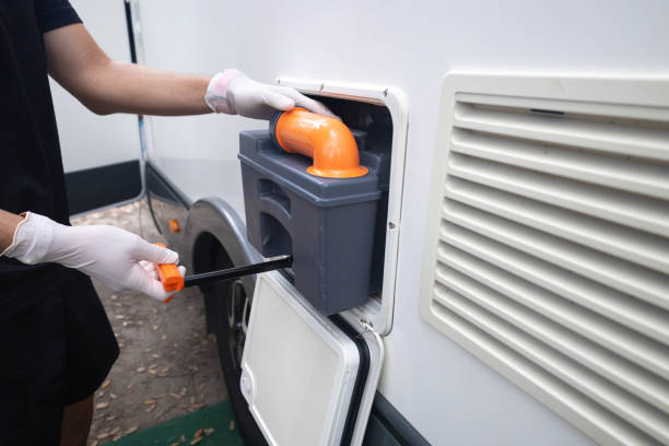 Portable Toilet Options We Offer in North Amityville, NY