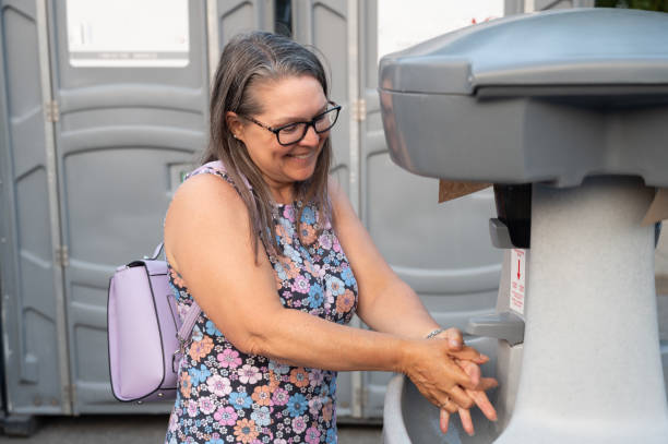 Best Luxury portable toilet rental  in North Amityville, NY